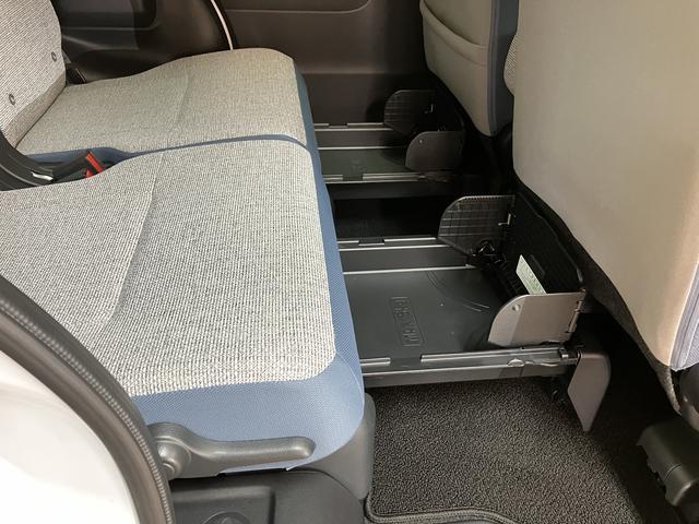 ムーヴキャンバス ストライプスＧ　弊社元試乗車／２５年ナビ／バックカメラ　サポカーＳワイド適合　バックカメラ対応　ＵＳＢ接続端子　電動パーキングブレーキ　シートヒーター　両側オートスライドドア　Ｐスタート　ホッとカップホルダー　キーフリー（31枚目）