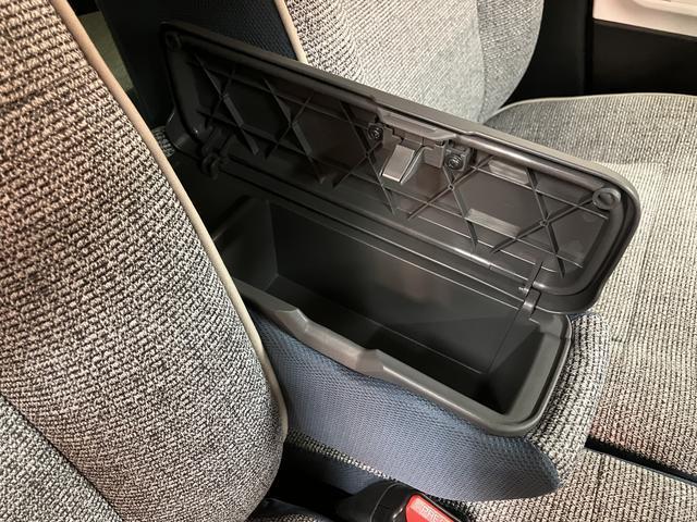 ムーヴキャンバス ストライプスＧ／弊社元試乗車／２５年ナビ／バックカメラ　Ｒ６年式／走行８５３ｋｍ／元弊社試乗車／２５年モデルナビ／バックカメラ／前後ドラレコ／ＵＳＢアダプター／前席シートヒーター／電動パーキングブレーキ／両側パワースライドドア／ＬＥＤヘッドライト・フォグ（38枚目）