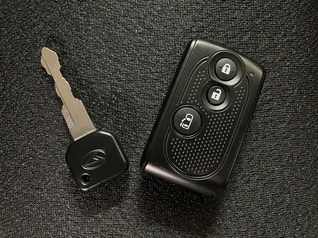 タント カスタムＸ　ＳＡ／１年保証／２．２万キロ／ナビ／ドラレコ／　１年間走行距離無制限保証／衝突軽減ブレーキ／２．２万キロ／純正ナビ／ドラレコ／ＥＴＣ／電動スライドドア／ＬＥＤヘッドライト／スマートキー／オートエアコン／Ｂｌｕｅｔｏｏｔｈ／フルセグＴＶ／ＤＶＤ／（13枚目）