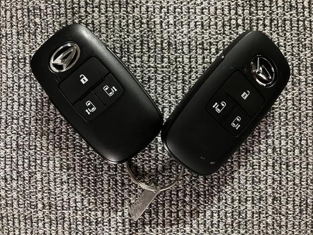 ムーヴキャンバス ストライプスGターボ 弊社元試乗車/25年ナビ/バックカメラ サポカーSワイド適合 バックカメラ対応 USB接続端子 電動パーキングブレーキ シートヒーター 両側オートスライドドア Pスタート ホッとカップホルダー キーフリー(29枚目)