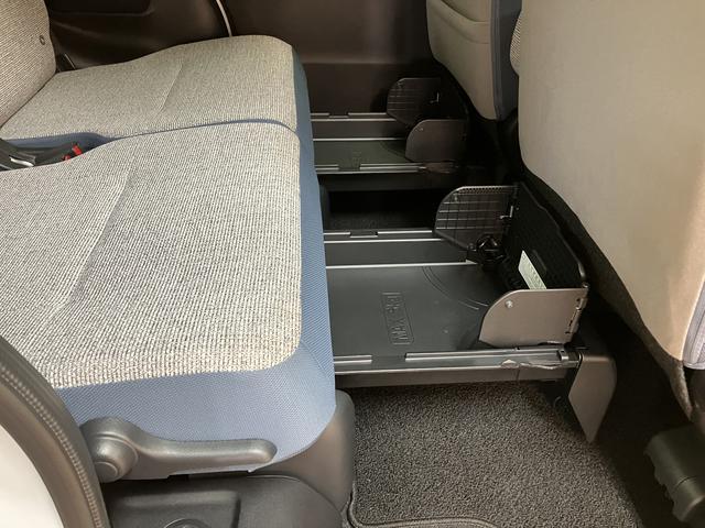 ムーヴキャンバス ストライプスGターボ 弊社元試乗車/25年ナビ/バックカメラ サポカーSワイド適合 バックカメラ対応 USB接続端子 電動パーキングブレーキ シートヒーター 両側オートスライドドア Pスタート ホッとカップホルダー キーフリー(34枚目)