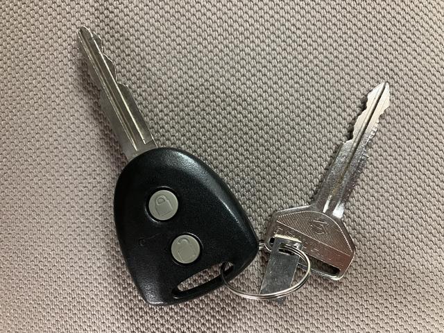 ミライース Ｘ　メモリアルエディション　ナビ／バックカメラ／ドラレコ　ＥＴＣ　キーレスリモコン　アイドリングストップ　　ハロゲンヘッドライト　マニュアルエアコン　オートライト　オートハイビーム　盗難防止セキュリティアラーム（10枚目）