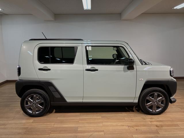 タフト Gターボダーククロムベンチャー 弊社元試乗車/ACC スカイフィールトップ アダプティブクルーズコントロール LEDヘッド/フォグ 運/助シートヒーター プッシュボタンスタート キーフリー 電動パーキングブレーキ バックカメラ 15インチアルミホイール(13枚目)