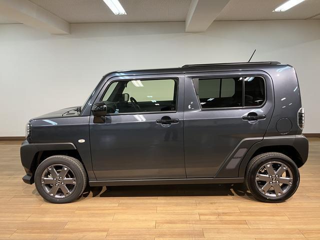 タフト Ｇ　ダーククロムベンチャー　弊社元試乗車／Ｂカメラ　スカイフィールトップ　アダプティブクルーズコントロール　ＬＥＤヘッドライト／フォグ　シートヒーター　プッシュボタンスタート　キーフリー　電動パーキングブレーキ　バックカメラ　１５インチアルミホイール（12枚目）