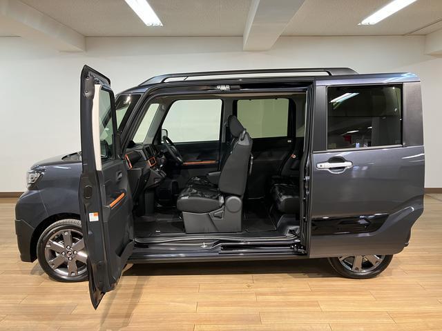 �~���N���I�[�v���h�A�͑O��̃h�A�Ƀs���[��������邱�Ƃɂ���Đ��܂ꂽ��J���̃h�A�ő傫�ȉו��̏o��������A���q���܂Ƃ̏��~����X���[�Y�B�����X���C�h�h�A�Ȃ̂ŋ������ԏ��Ǎۂł����S�ł���