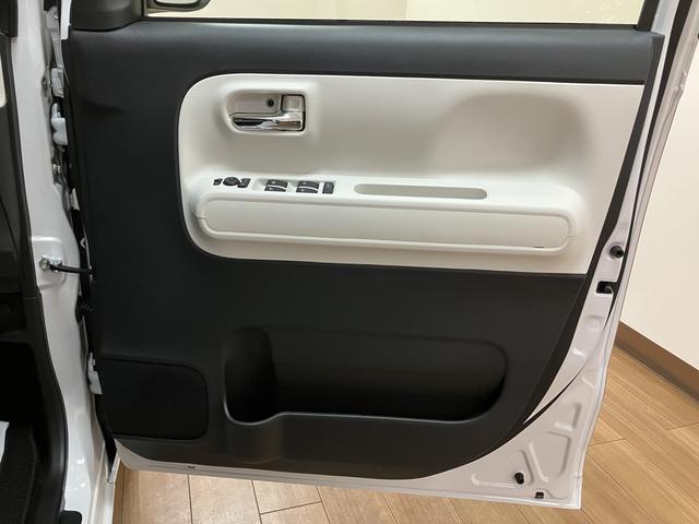 ムーヴキャンバス ストライプスG R7年式/25年モデルナビ/バックカメラ サポカーSワイド適合 バックカメラ対応 USB接続端子 電動パーキングブレーキ シートヒーター 両側オートスライドドア Pスタート ホッとカップホルダー キーフリー(41枚目)