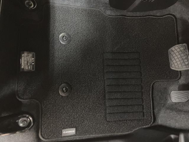 ムーヴキャンバス ストライプスＧ　２５年ナビ／バックカメラ／走行４ｋｍ　サポカーＳワイド適合　バックカメラ対応　ＵＳＢ接続端子　電動パーキングブレーキ　シートヒーター　両側オートスライドドア　Ｐスタート　ホッとカップホルダー　キーフリー（7枚目）