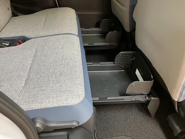 ムーヴキャンバス ストライプスＧ　２５年ナビ／バックカメラ／走行４ｋｍ　サポカーＳワイド適合　バックカメラ対応　ＵＳＢ接続端子　電動パーキングブレーキ　シートヒーター　両側オートスライドドア　Ｐスタート　ホッとカップホルダー　キーフリー（33枚目）