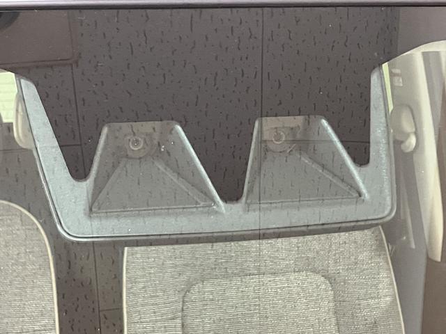 ムーヴキャンバス ストライプスＧ　２５年ナビ／バックカメラ／走行４ｋｍ　サポカーＳワイド適合　バックカメラ対応　ＵＳＢ接続端子　電動パーキングブレーキ　シートヒーター　両側オートスライドドア　Ｐスタート　ホッとカップホルダー　キーフリー（41枚目）