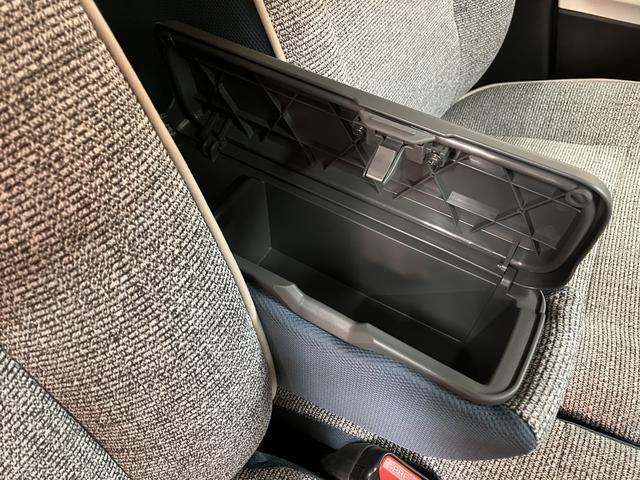 ムーヴキャンバス ストライプスＧターボ　２５年ナビ／バックカメラ／ＡＣＣ　走行無制限１年保証　両側電動スライドドア　アダプティブクルーズコントロール　前後コーナーセンサー　前席シートヒーター　ホッとカップホルダー　オートマチックハイビーム　ＬＥＤヘッドライト　スマートキー（30枚目）