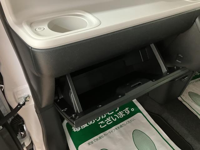 �q�V�^�W�o�^�œ͏o�ϖ��g�p�Ԃ̃��[���L�����o�X�X�g���C�v�X�f�^�[�{�I�������[�i�r�Ƀo�b�N�J���������Ńp�[���z���C�g�ƃ��b�h�̃c�[�g���J���[��^�[�{�ŃN���[�Y�R���g���[���t�Ȃ̂Œ������h���C�u���y�X���