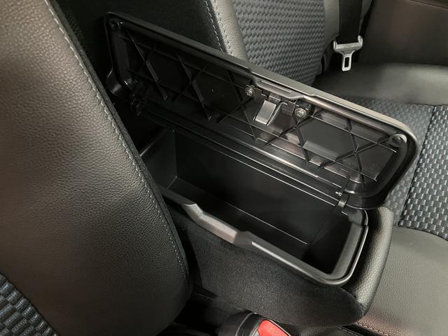 �^�]�Ȃ̕I�u���ɂ͎��[�{�b�N�X�����Ă���܂�