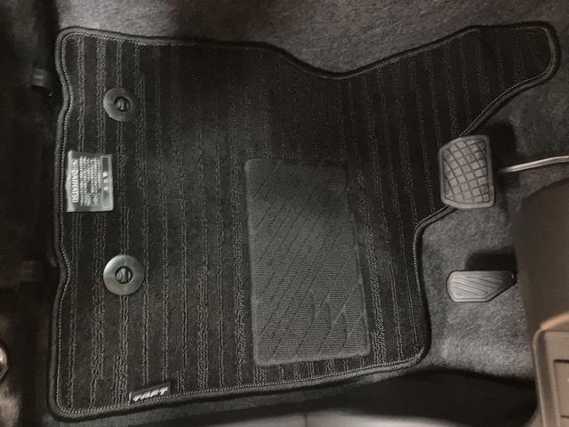 タフト Ｇターボ　ダーククロムベンチャー　Ｒ７年式／バックカメラ対応　スカイフィールトップ　アダプティブクルーズコントロール　ＬＥＤヘッド／フォグ　運／助シートヒーター　プッシュボタンスタート　キーフリー　電動パーキングブレーキ　バックカメラ　１５インチアルミホイール（9枚目）