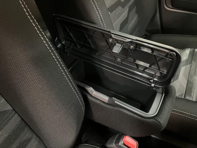 タフト Ｇターボ　ダーククロムベンチャー　Ｒ７年式／バックカメラ対応　スカイフィールトップ　アダプティブクルーズコントロール　ＬＥＤヘッド／フォグ　運／助シートヒーター　プッシュボタンスタート　キーフリー　電動パーキングブレーキ　バックカメラ　１５インチアルミホイール（31枚目）