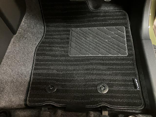 タフト Ｇターボ　ダーククロムベンチャー　Ｒ７年式／バックカメラ対応　スカイフィールトップ　アダプティブクルーズコントロール　ＬＥＤヘッド／フォグ　運／助シートヒーター　プッシュボタンスタート　キーフリー　電動パーキングブレーキ　バックカメラ　１５インチアルミホイール（9枚目）