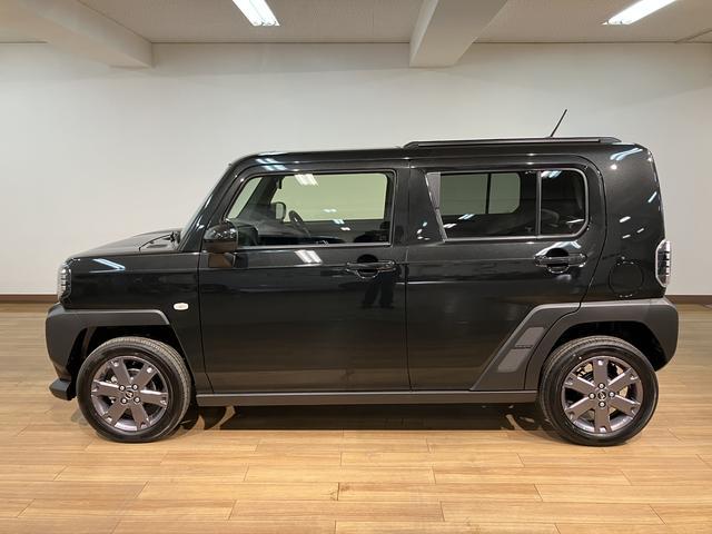 タフト Ｇターボ　ダーククロムベンチャー　Ｒ７年式／バックカメラ対応　スカイフィールトップ　アダプティブクルーズコントロール　ＬＥＤヘッド／フォグ　運／助シートヒーター　プッシュボタンスタート　キーフリー　電動パーキングブレーキ　バックカメラ　１５インチアルミホイール（12枚目）