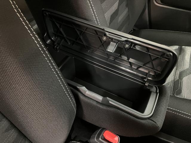 タフト Ｇターボ　ダーククロムベンチャー　Ｒ７年式／バックカメラ対応　スカイフィールトップ　アダプティブクルーズコントロール　ＬＥＤヘッド／フォグ　運／助シートヒーター　プッシュボタンスタート　キーフリー　電動パーキングブレーキ　バックカメラ　１５インチアルミホイール（30枚目）