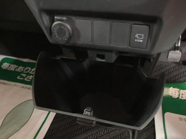 トール カスタムＧ　ターボ　ＳＡＩＩＩ　９インチナビ／パノラマカメラ　スマートアシストＩＩＩ　ＬＥＤヘッドライト／フォグ　９インチナビ　パノラマカメラ　ＥＴＣ　両側電動スライドドア　クルーズコントロール　オートエアコン　キーフリー　アルミホイール（24枚目）