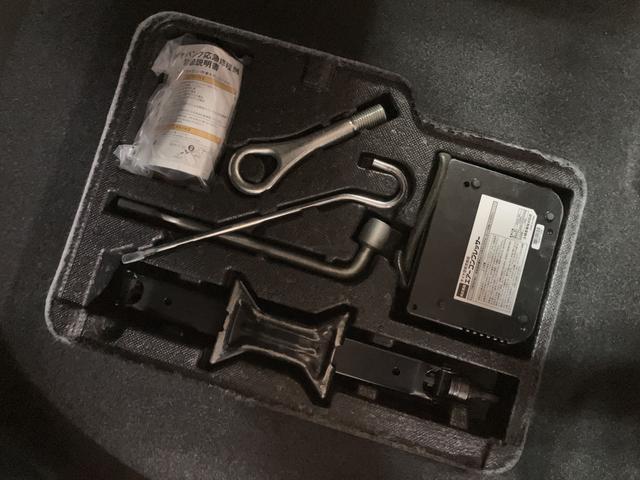 トール カスタムＧ　ターボ　ＳＡＩＩＩ　９インチナビ／パノラマカメラ　スマートアシストＩＩＩ　ＬＥＤヘッドライト／フォグ　９インチナビ　パノラマカメラ　ＥＴＣ　両側電動スライドドア　クルーズコントロール　オートエアコン　キーフリー　アルミホイール（37枚目）