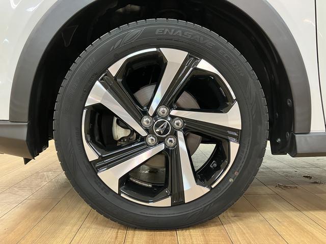 �����P�V�C���`�A���~�z�C�[���𑕔����Ă��܂����f�U�C�����l�C�̃A���~�z�C�[���ł��恚