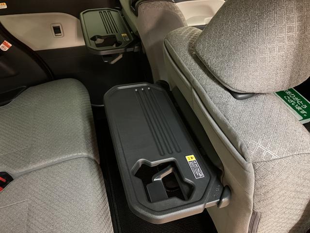 タント Ｘリミテッド　Ｒ７年式／２５年ナビ／バックカメラ　サポカーＳワイド適合　ミラクルオープンドア　両側オートスライドドア　Ｐスタート　コーナーセンサー　シートヒーター　ステアリングスイッチ　ＵＳＢ接続端子　キーフリー（32枚目）