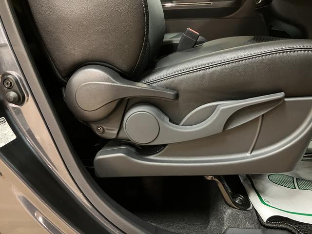 �^�]���₷���|�W�V������ݒ肷�邱�Ƃ��ł��܂��B�����ɍ������x�X�g�|�W�V�����ň��S�^�]�E�y�����h���C�u���ǂ�����