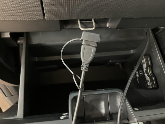 タント カスタムＲＳ／１年保証／ターボ／ナビ／ＥＴＣ／電動スライド／　１年間走行距離無制限保証／４．７万キロ／ターボエンジン／ナビ／ＥＴＣ／スマートキー／電動スライドドア／ディスチャージヘッドランプ／１５インチアルミ／フロントベンチシート／Ｂｌｕｅｔｏｏｔｈ／フルセグ／（34枚目）