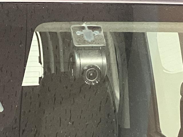 �ߘa�S�N�����s�P�D�V�������������������[�i�r�A�o�b�N�J�����A�i�r�A���O��h���C�u���R�[�_�[�A�d�s�b�ԍڊ�A�N���[�Y�R���g���[�����A�����������������R�̃g�[���J�X�^���I���S�̎Ԍ������t�ł���