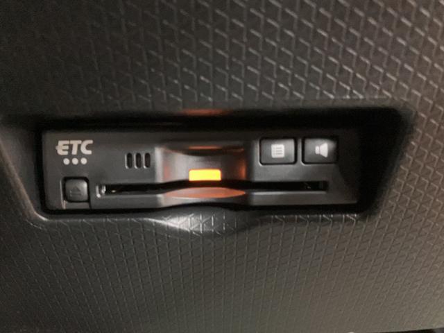タント カスタムＲＳリミテッド　ナビ／Ｂカメラ／ＥＴＣ／ＡＣＣ　ターボ　スマートアシスト　バックカメラ　両側パワースライドドア　プッシュボタンエンジンスタート　シートヒーター　ＬＥＤヘッドライト　アルミホイール　オートエアコン　オートライト　ＡＢＳ（8枚目）