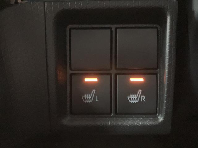 タント カスタムＸリミテッド／ナビ／Ｂカメラ／クルコン／両側電スラ／　１年間走行距離無制限保証／ナビ／ＢＬＵＥＴＯＯＴＨ／ＵＳＢ／バックカメラ／クルーズコントロール／ＥＴＣ／前席シートヒーター／両側電動スライドドア／電動パーキングブレーキ／スマートキー／（16枚目）