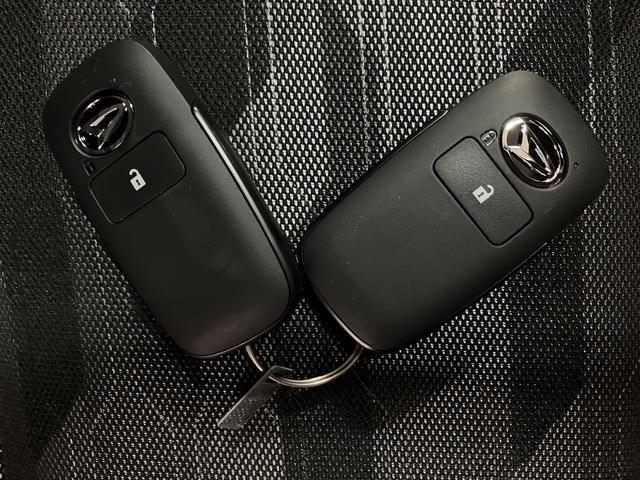 タフト Ｇ　ダーククロムベンチャー　Ｒ７年式／ガラスルーフ／ＡＣＣ　スカイフィールトップ　アダプティブクルーズコントロール　ＬＥＤヘッド／フォグ　運／助シートヒーター　プッシュボタンスタート　キーフリー　電動パーキングブレーキ　バックカメラ　１５インチアルミホイール（28枚目）