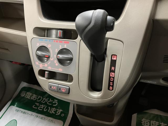 ムーヴ Ｌ　ＳＡ　ナビ／走行６．２万」ｋｍ／車検整備付　スマートアシストＩ　ハロゲンヘッドライト　ナビ　マニュアルエアコン　キーレスエントリー　電動格納ミラー　盗難防止セキュリティアラーム　ベンチシート（7枚目）