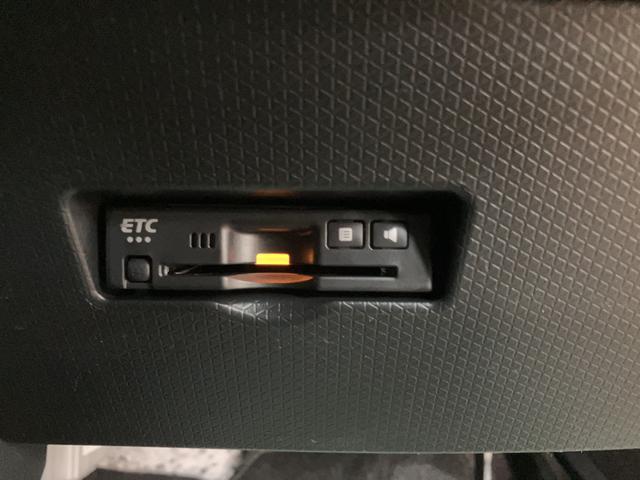 タント カスタムＸリミテッド　Ｒ７年式／ＡＣＣ／ＥＴＣ／走行２１ｋｍ　ＡＣＣ　ＥＴＣ　スマートアシスト　バックカメラ　両側リヤパワースライドドア　プッシュボタンエンジンスタート　シートヒーター　ＬＥＤヘッドライト　アルミホイール　オートエアコン　オートライト（8枚目）