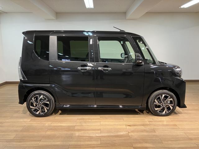 タント カスタムＸリミテッド　Ｒ７年式／ＡＣＣ／ＥＴＣ／走行２１ｋｍ　ＡＣＣ　ＥＴＣ　スマートアシスト　バックカメラ　両側リヤパワースライドドア　プッシュボタンエンジンスタート　シートヒーター　ＬＥＤヘッドライト　アルミホイール　オートエアコン　オートライト（11枚目）
