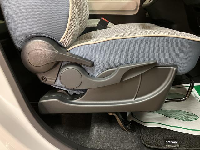 ムーヴキャンバス ストライプスＧターボ　Ｒ７年式／ＡＣＣ／バックカメラ対応　サポカーＳワイド適合　バックカメラ対応　ＵＳＢ接続端子　電動パーキングブレーキ　シートヒーター　両側オートスライドドア　Ｐスタート　全車速追従機能付ＡＣＣ　ホッとカップホルダー　キーフリー（27枚目）