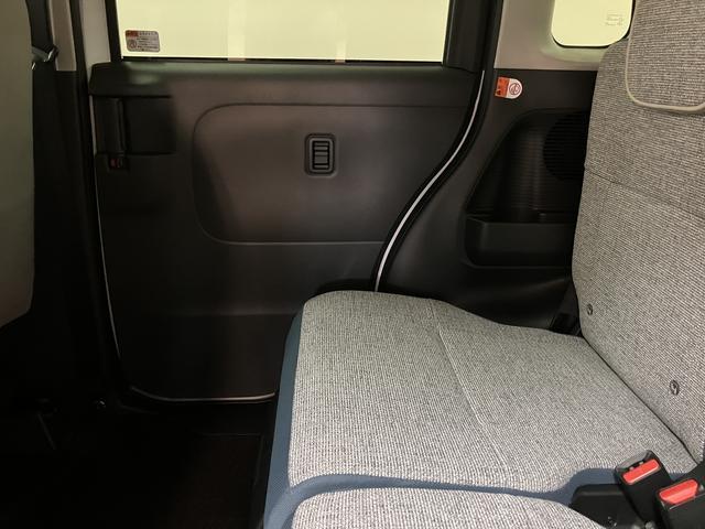 ムーヴキャンバス ストライプスＧターボ　Ｒ７年式／ＡＣＣ／バックカメラ対応　サポカーＳワイド適合　バックカメラ対応　ＵＳＢ接続端子　電動パーキングブレーキ　シートヒーター　両側オートスライドドア　Ｐスタート　全車速追従機能付ＡＣＣ　ホッとカップホルダー　キーフリー（38枚目）