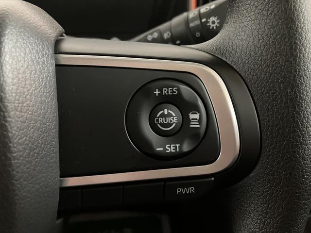 �������H�Ȃǂ𑖍s���ɃX�C�b�`������ƑO�𑖂�Ԃ̑��x�ɍ��킹�ĒǏ]���Ă����@�\������N���[�Y�R���g���[���𑕔����Ă��܂����������h���C�u�ƂĂ��d�󂷂�@�\�ł���