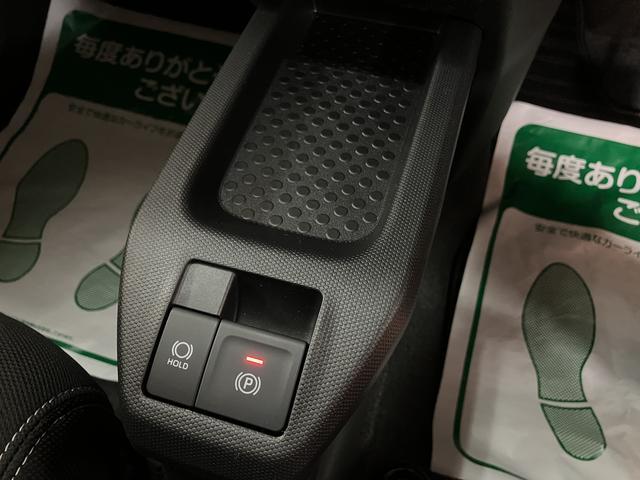 タフト Ｇターボ　ダーククロムベンチャー　２５年ナビ／ＡＣＣ　スカイフィールトップ　アダプティブクルーズコントロール　ＬＥＤヘッド／フォグ　運／助シートヒーター　プッシュボタンスタート　キーフリー　電動パーキングブレーキ　バックカメラ　１５インチアルミホイール（23枚目）