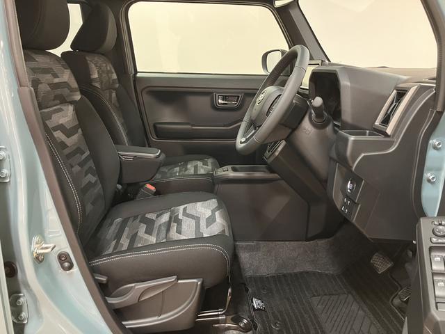 タフト Ｇターボ　ダーククロムベンチャー　２５年ナビ／ＡＣＣ　スカイフィールトップ　アダプティブクルーズコントロール　ＬＥＤヘッド／フォグ　運／助シートヒーター　プッシュボタンスタート　キーフリー　電動パーキングブレーキ　バックカメラ　１５インチアルミホイール（29枚目）