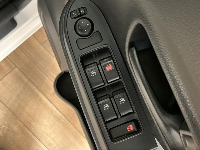 タント Ｌ／１年間走行距離無制限保証／　車検整備付／サイドエアバッグ　ＣＤ　ＡＭ／ＦＭディスプレイオーディオ　ＵＳＢ　キーレスエントリー　横滑り防止装置　アイドルストップ機能　セパレートシート　電動ドアミラー　１４インチフルホイールキャップ　ＬＥＤヘッドライト（18枚目）