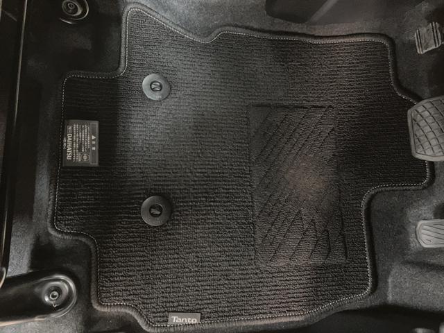 タント Ｌ／１年間走行距離無制限保証／　車検整備付／サイドエアバッグ　ＣＤ　ＡＭ／ＦＭディスプレイオーディオ　ＵＳＢ　キーレスエントリー　横滑り防止装置　アイドルストップ機能　セパレートシート　電動ドアミラー　１４インチフルホイールキャップ　ＬＥＤヘッドライト（26枚目）