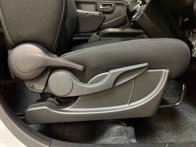 タフト Ｇ　ダーククロムベンチャー／Ｒ７年式／走行４Ｋｍ／クルコン　Ｒ７年式／走行４Ｋｍ／バックカメラ対応車／ステアリングスイッチ／クルーズコントロール／前席シートヒーター／電動パーキングブレーキ／ＬＥＤヘッドライト・フォグランプ／アルミ／オートエアコン／キーフリー（32枚目）