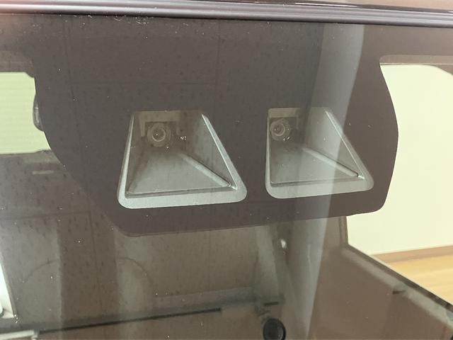 タント カスタムRSリミテッド R7年/ナビ/車保証/クルコン ターボ/新車保証/登録済み未使用車/R7年式/衝突軽減ブレーキ/クルコン/ナビ/バックカメラ/Bluetooth/USB/フルセグTV/両側電動スライドドア/LEDライト/シートヒーター/キーフリー(11枚目)