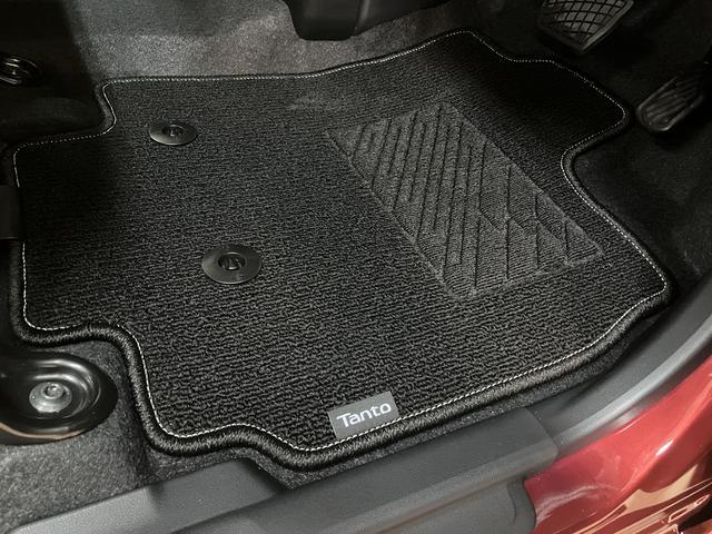 タント Xリミテッド/R7年式/17km/25年モデルナビ/Bカメラ R7年式/走行17km/25年モデルナビ/バックカメラ/ステアリングスイッチ/USB/前席シートヒーター/電動パーキングブレーキ/両側パワースライドドア/LEDヘッドライト/オートエアコン/キーフリー(32枚目)