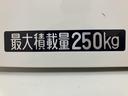 デッキバンＧ／ナビ／前ドラレコ／４ＷＤ／キーレス　１年間走行距離無制限保証／走行３．２万ｋｍ／ナビ（ＮＭＺＫ－Ｗ６７Ｄ）／社外前ドラレコ／ハロゲンヘッドライト／キーレスエントリー／マニュアルエアコン／フロントパワーウィンドウ／マット／バイザー（21枚目）