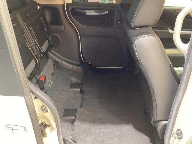 ホンダ N-BOXカスタム 31枚目