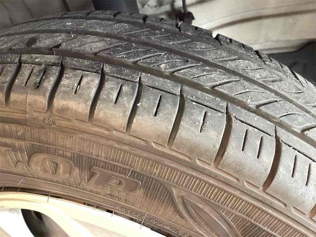 アルト Ｌ　ＥＴＣ　アイドリングストップ　シートヒーター　ＣＶＴ　ＥＳＣ　ＣＤ　ミュージックプレイヤー接続可　エアコン　パワーウィンドウ　運転席エアバッグ（25枚目）