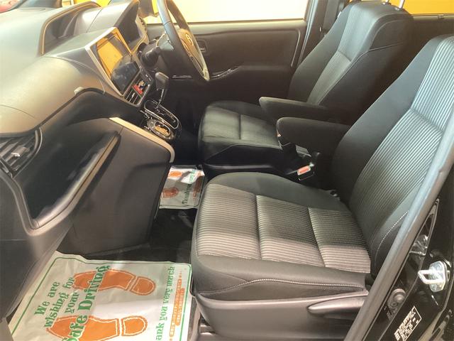 ヴォクシー ＺＳ　煌ＩＩ　純正１０インチナビ　フリップダウンモニター　ドライブレコーダー　バックカメラ　ナビ　オートクルーズコントロール　レーンアシスト　衝突被害軽減システム　両側電動スライドドア　　スマートキー（23枚目）