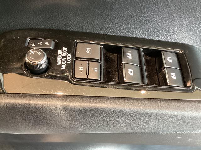ヴェルファイア ２．５Ｚ　ＥＴＣ　バックカメラ　ＴＶ　クリアランスソナー　オートクルーズコントロール　レーンアシスト　両側電動スライドドア　オートマチックハイビーム　サンルーフ　スマートキー　電動格納ミラー　３列シート（14枚目）