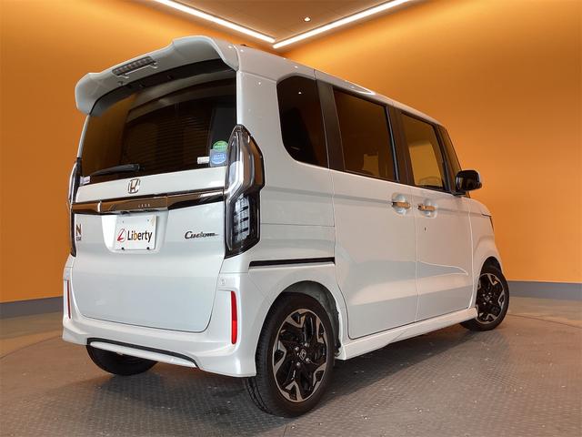 Ｎ－ＢＯＸカスタム Ｇ・Ｌターボホンダセンシング　ドライブレコーダー　ＥＴＣ　バックカメラ　両側電動スライドドア　ナビ　ＴＶ　クリアランスソナー　オートクルーズコントロール　レーンアシスト　衝突被害軽減システム　オートライト　スマートキー（17枚目）